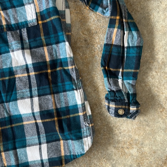 Boys MID Flannel Button Up With Hood - Picture 4 of 6